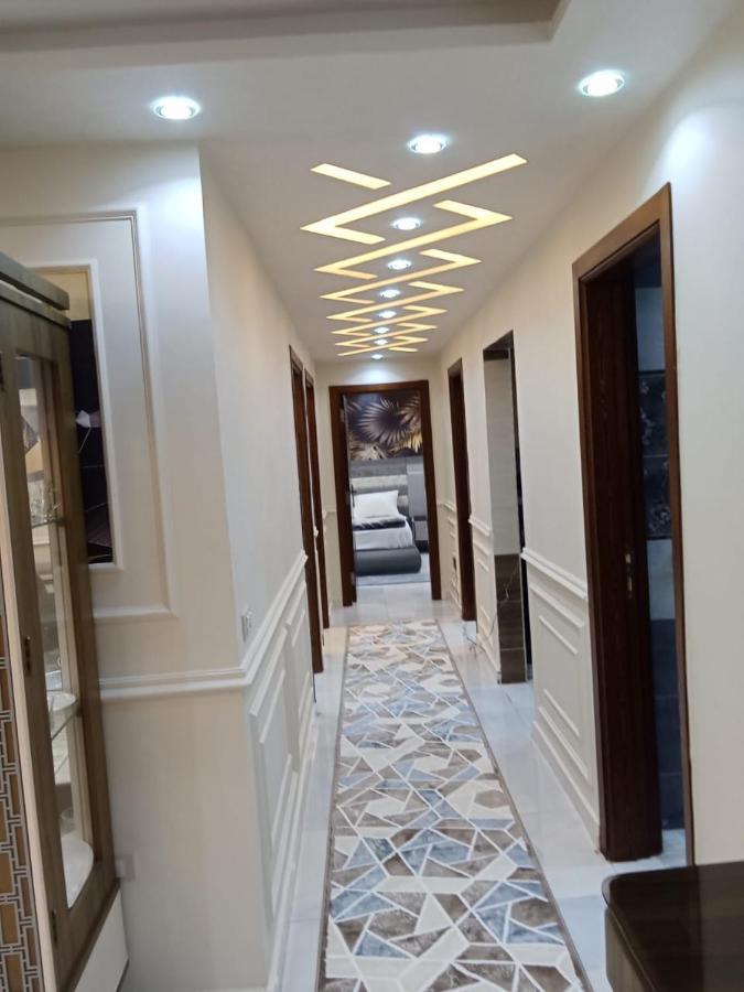 Royal Nile View Apartment: Luxurious In Muhandessin